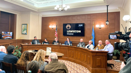 Lewiston Council Rushes “ICE” Emergency Ordinance Through on 5–2 Vote After Heated, Hour-Long Public Comment