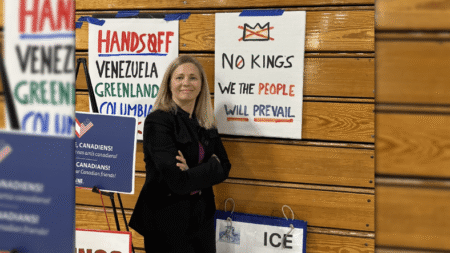 Hannah Needs A Hand – Where Is Her Pal Janet When The Chips Are Down